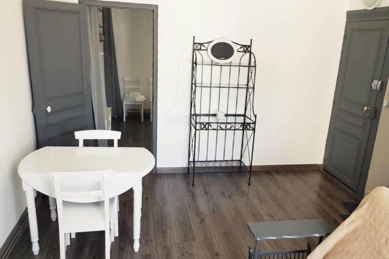 Charmant Type 2 Proche Gare Apartment Tours Ngoại thất bức ảnh